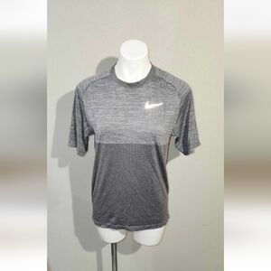 NIKE Running Dri-Fit Short Sleeve Women's Size Small